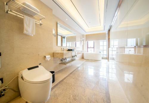 Zhongbo Art Hotel