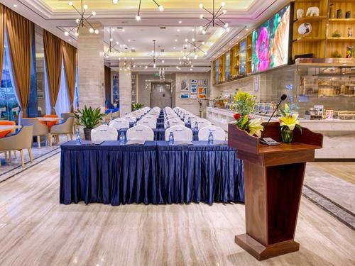 Guangzhou Baiyun Airport Kyriad Marvelous Hote