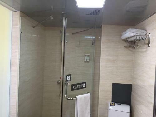 Hotel 7days Inn Guilin Qixing Park Polytechnic University Branch