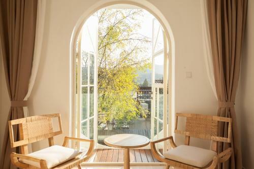 Domo Mountain View Hotel