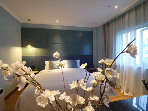 Chichi Casual Life Hotel