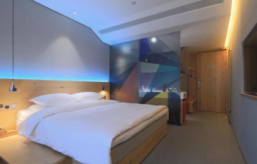 Ebo Hotel (Hangzhou West Lake)