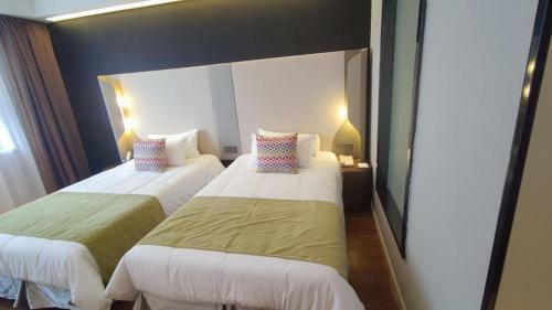 Kangbo Hotel Hanzhong Qiaobei Square