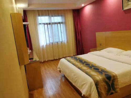 Shell Hefei Luyang District Sipai Building Subway Station Hotel