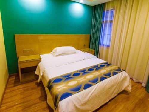 Shell Hefei Luyang District Sipai Building Subway Station Hotel