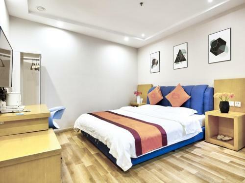 Shell Jinan Huaiyin High Speed Railway Station Hotel