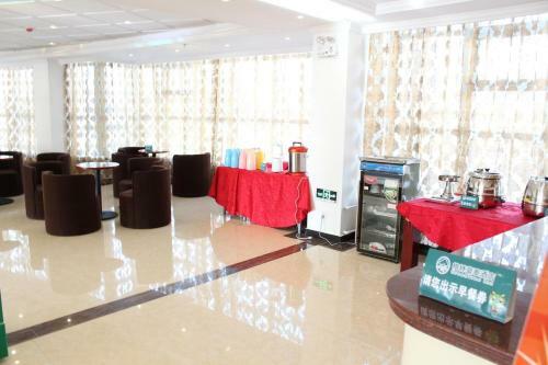 Shell Jiaxing Jiashan Shenyou Road Hotel