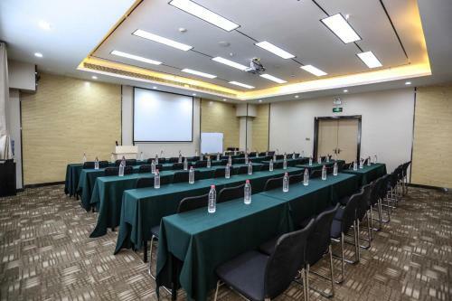 Lavande Hotel Jinan High-tech Wanda Exhibition Center