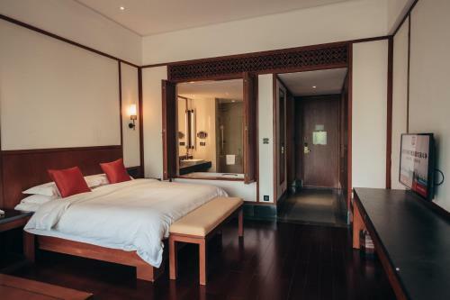 Hotel ??????????