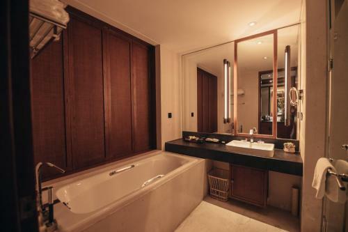 Hotel ??????????