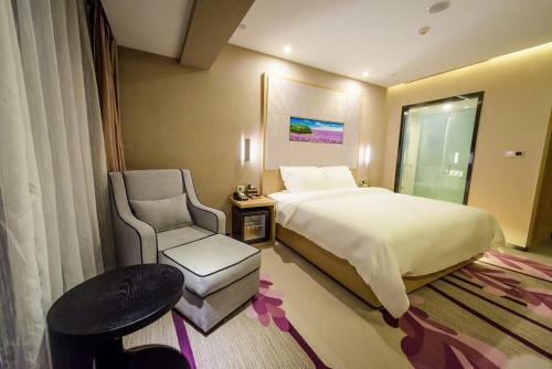Lavande Hotel Haining Leather City Yintai Branch