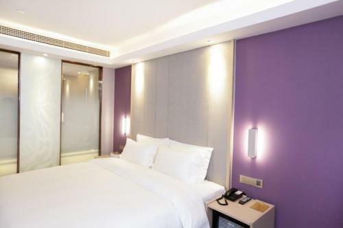 Lavande Hotel (Jingdezhen Taoxichuan Creative Square Branch)