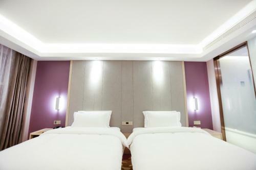 Lavande Hotel (Jingdezhen Taoxichuan Creative Square Branch)
