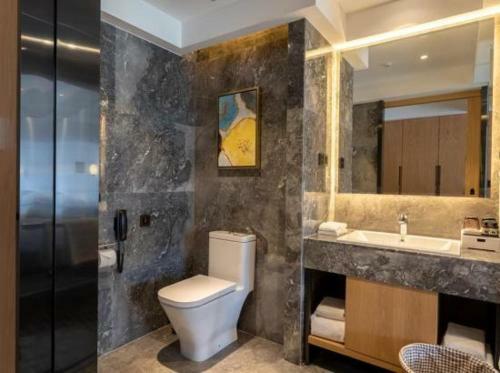 Hotel Ramada Encore By Wyndham Kunming West