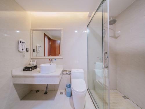 Greentree Eastern Kunming Baiyun Road Tongde Square Hotel