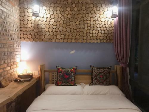 Purple Wood Guesthouse