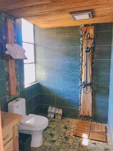 Purple Wood Guesthouse