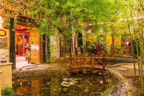 Floral Hotel Lincang Boutique Hotel