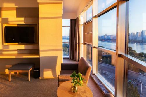 Hotel Yitel (linyi Binhe Avenue)