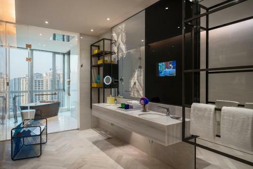 Renaissance Nanning Hotel