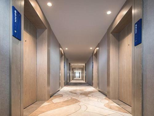 Kyriad Hotel Nanning Shishan Park