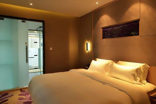 Lavande Hotel Neijiang Hanan Avenue