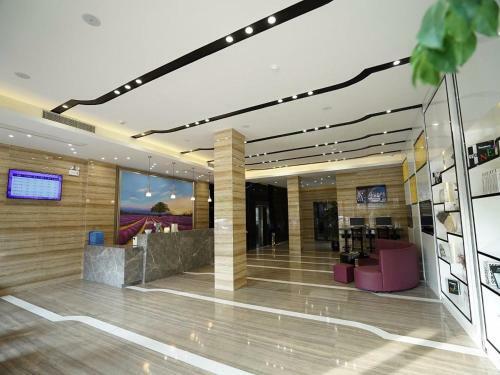 Lavande Hotel Qingyuan Flying Lake
