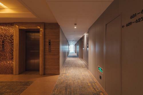 Zhenhe Hotel