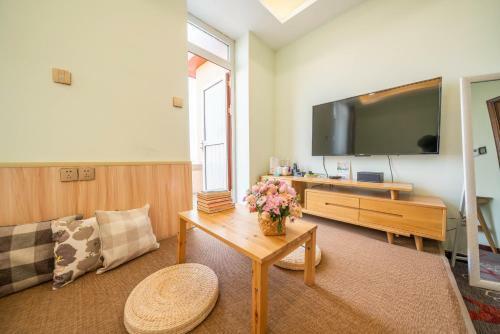 Qingdao Top Yunyin Homestay