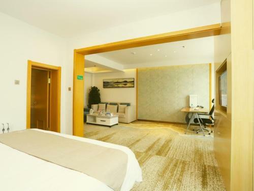Greentree Inn Qiqihar University Wanda Square Express Hotel