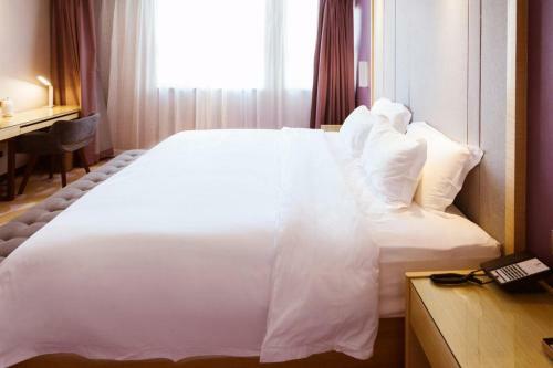 Lavande Hotel Rizhao Xinshi District Branch