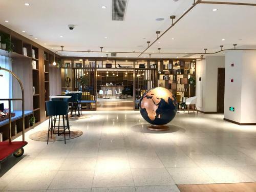 Kyriad Marvelous Hotel Shanghai Daning Lnternational Plaza
