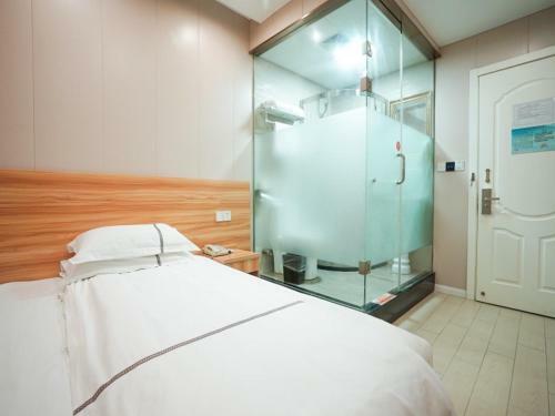 Shell Hotel Shanghai Tongji University Siping Road