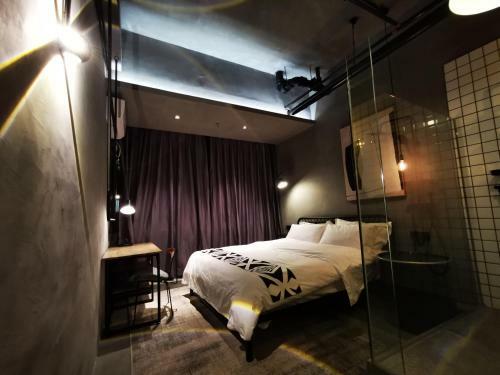 Black Gold Factory Boutique Design Hotel