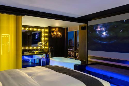 Hotel Shenzhen Sea World Movietel