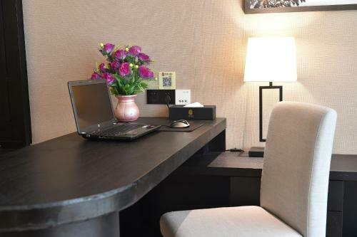 Fu Yue Fan Hua Hotel