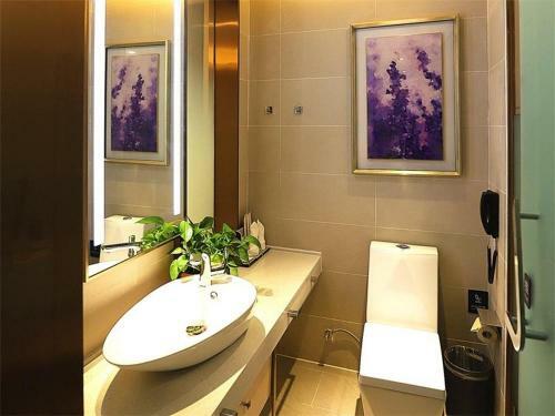 Lavande Hotel Turpan Grand Cross