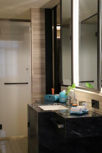 Crowne Plaza Wuzhen, An Ihg Hotel