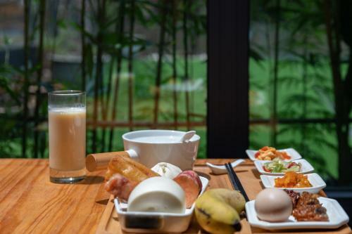 Wujing Shanhaijian Hotel