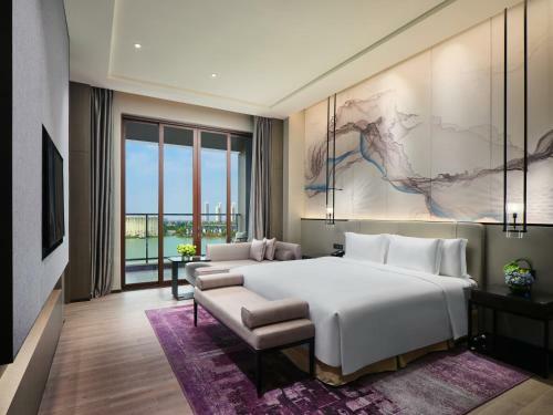 Crowne Plaza Wuxi Lake View, An Ihg Hotel