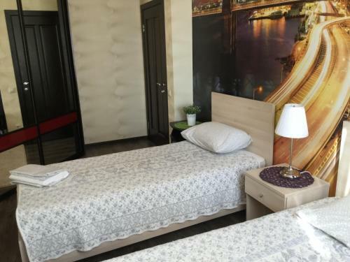 Villa 4 Bedroom Cottage At Sbornaya Str.