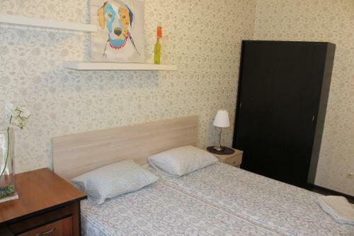 Villa 4 Bedroom Cottage At Sbornaya Str.