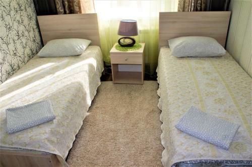 Villa 4 Bedroom Cottage At Sbornaya Str.