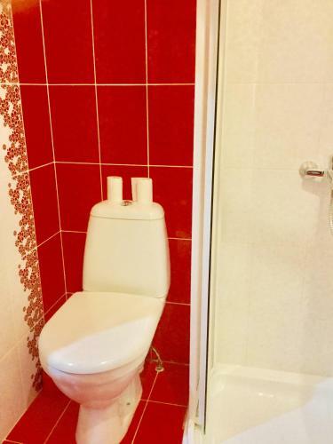 Villa 4 Bedroom Cottage At Sbornaya Str.