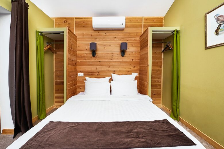Hostal Park Chalet Residence