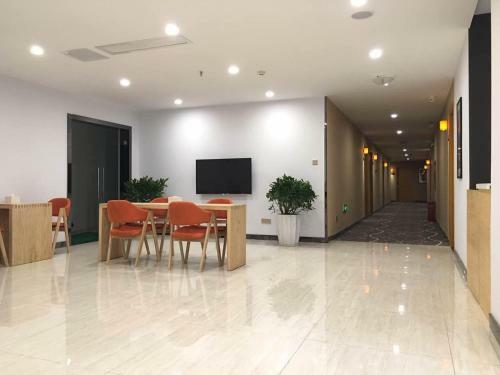 Hotel 7days Premium Yibin Riverside Branch