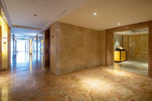 King Royal Hotel Yunfu