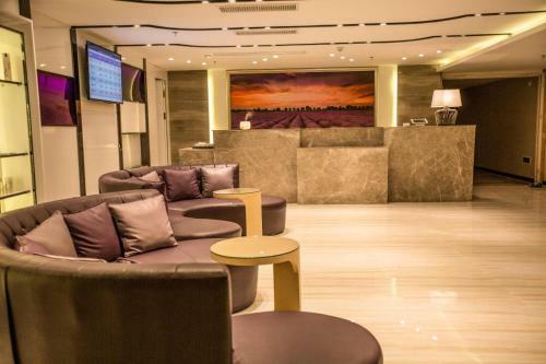 Lavande Hotel Huizhou Nan Station Wanda Square