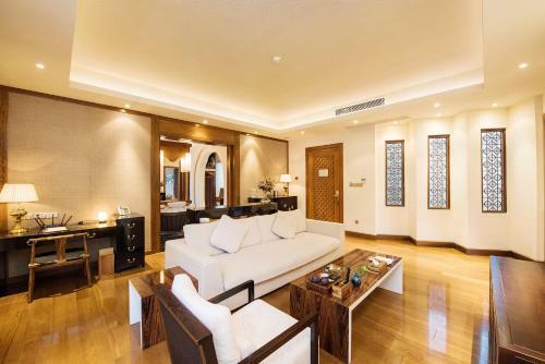 Hotel Dali Butterfly Resort