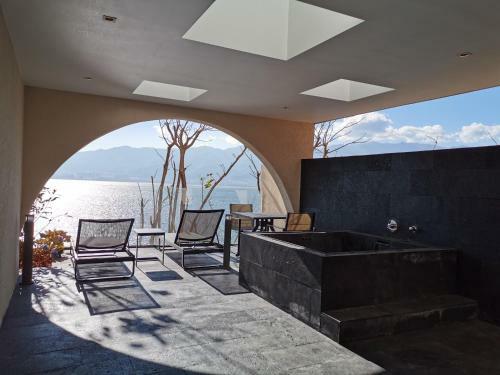 Hotel Mont XIX Full Lake View Luxury Villa